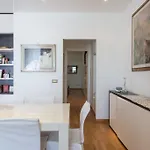 Giuliana Apartment